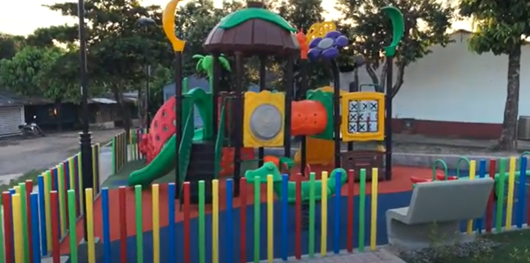 Más familias barranqueñas seguras y felices con el nuevo parque en el  barrio Jerusalén.